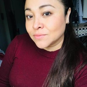 Meet your Posher, Estella